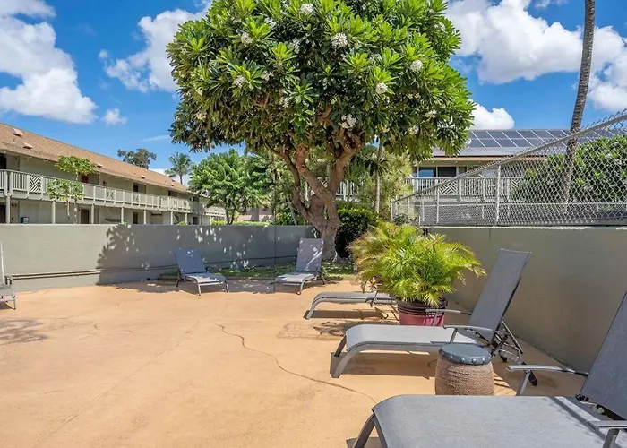 Kihei Bay Surf 140 - Remodeled Ground Floor Kihei Gem Across From Beach