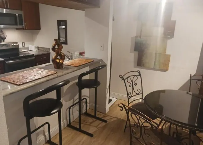 Huge 1 Bedroom In Heart Of Kihei